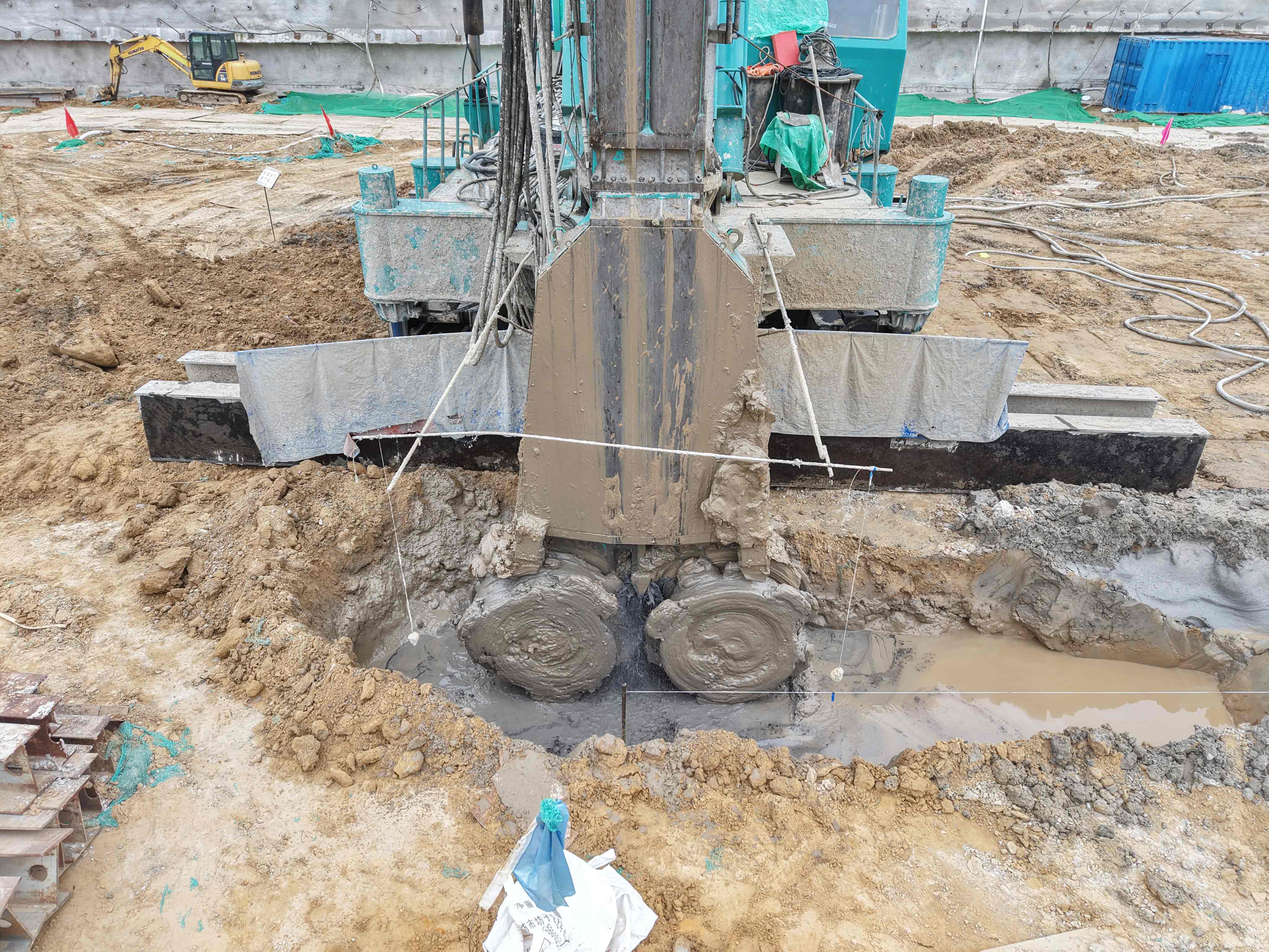 双轮搅拌钻机助建深基坑工程，攻克复杂地质难题-南能精密制造有限公司(图8)
