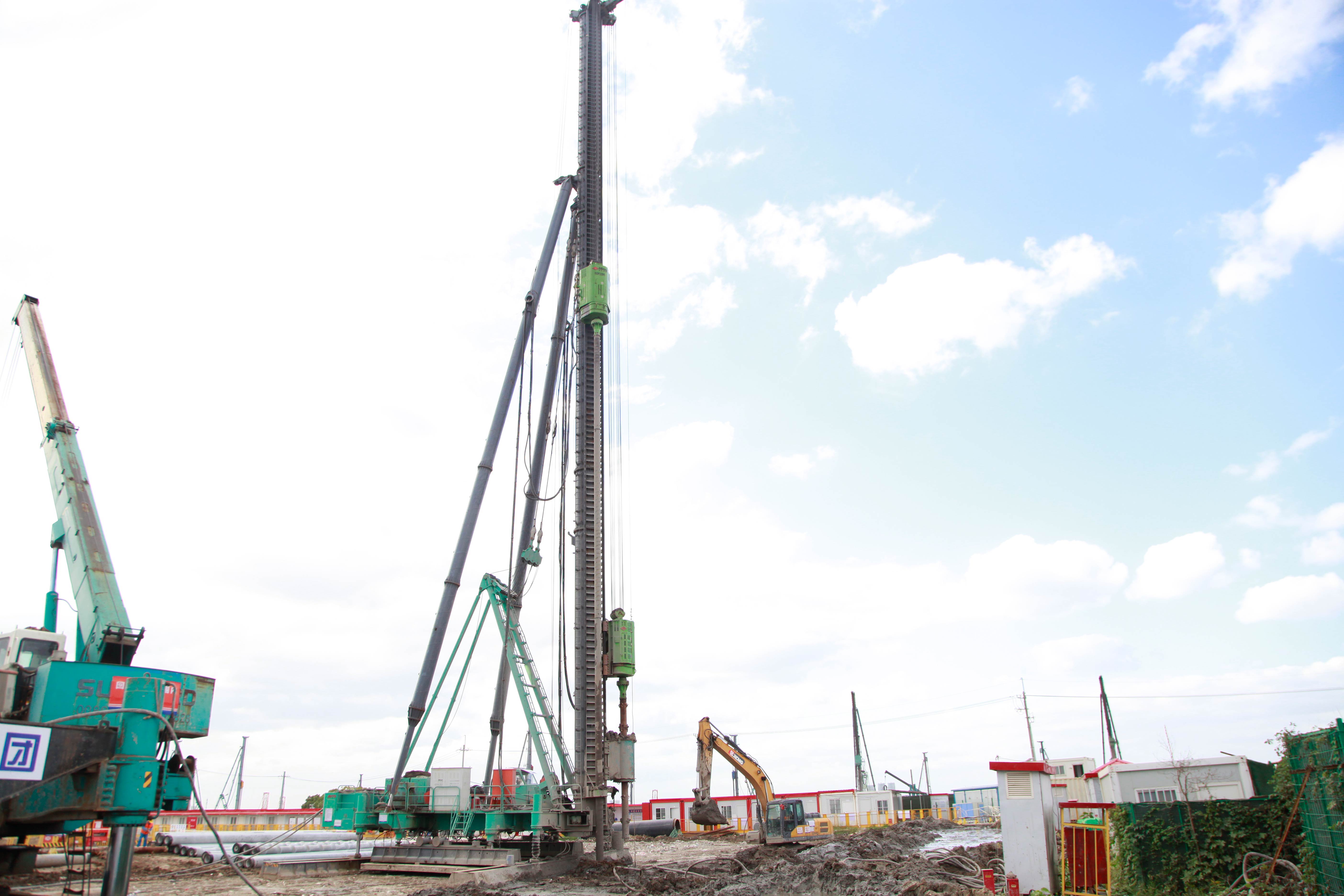 上海浦东机场四期扩建工程能源中心桩基施工技术突破-南能精密制造有限公司(图2) 上海浦东机场四期扩建工程能源中心桩基施工技术突破-南能精密制造有限公司(图2)