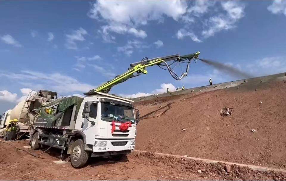 新一代湿喷机助力世纪工程高效施工-南能精密制造有限公司(图2)